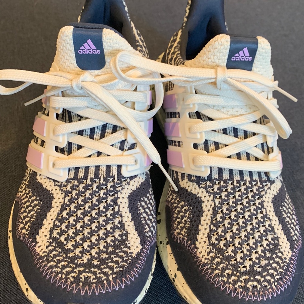 Adidas Ultra Boost Dina 5.0 like new!